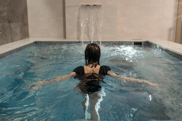 Sécurité Aquatique : Assurez Votre Protection et Celle des Autres à la Piscine